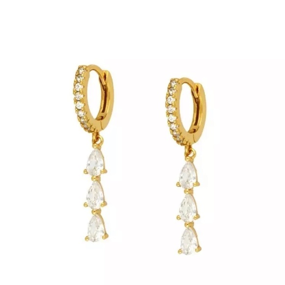 18k Gold Plated Cubic Zirconia Water Drop Hoop Earrings - Picture 1 of 4